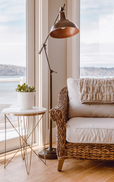 How to Choose a Floor Lamp