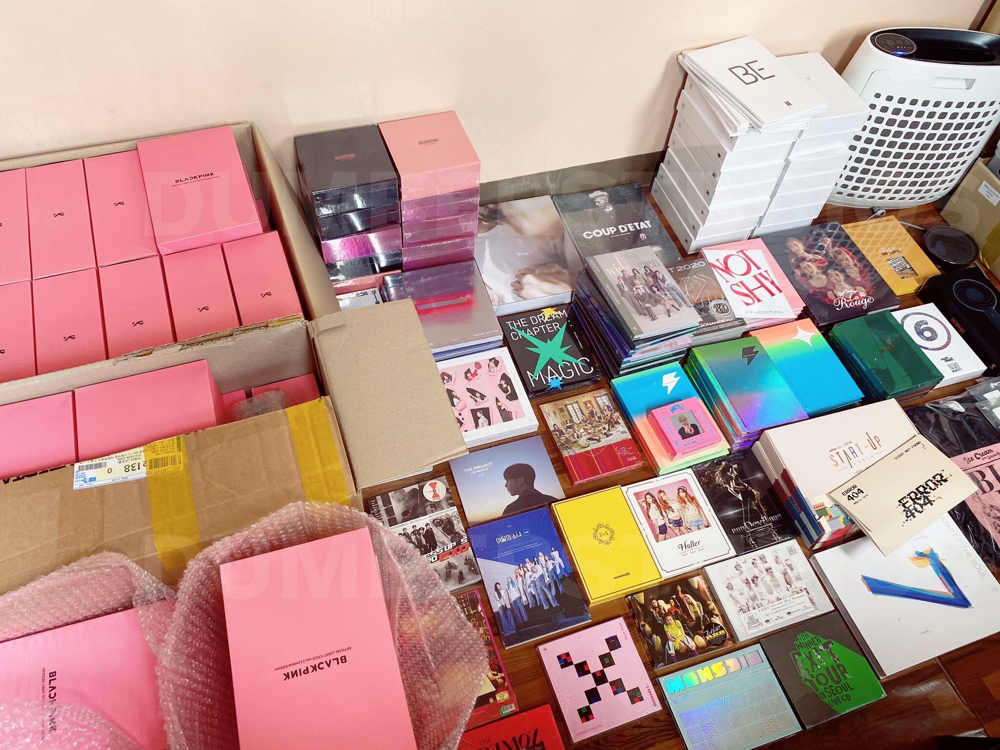 K-Pop Album Gifts for Korean Girlfriend