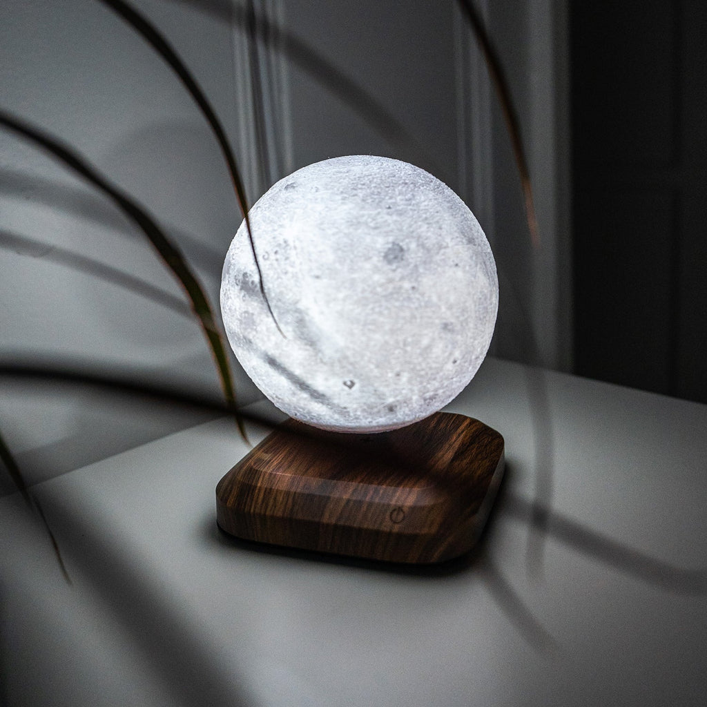 Floating Magnetic Lamp