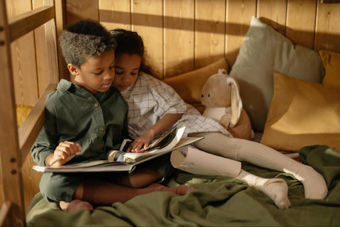 Leer libros con su hijo le ayudará a aprender toda la vida.