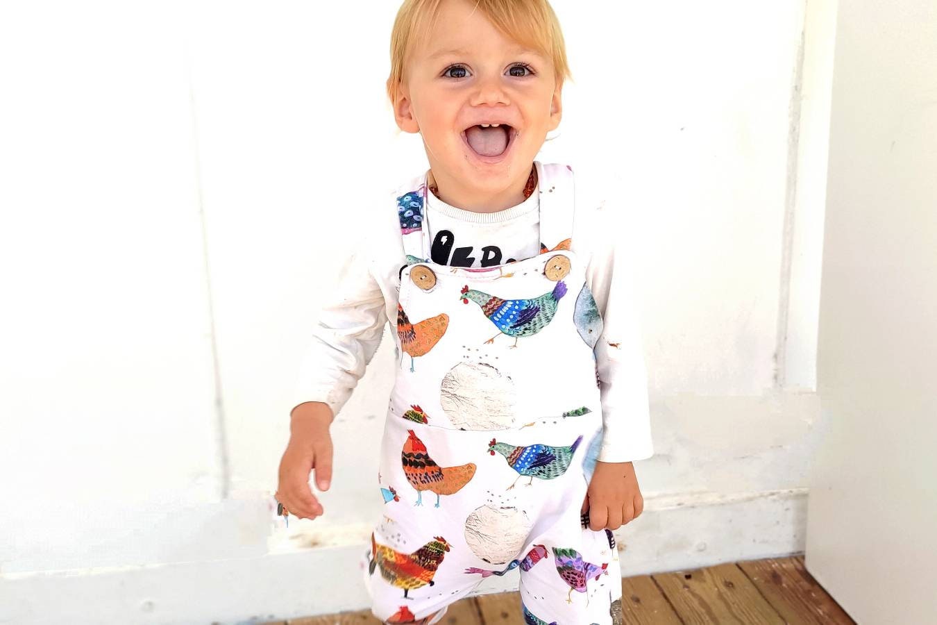 Kids cotton dungaree with watercolour chicken watercolour print – Elialev