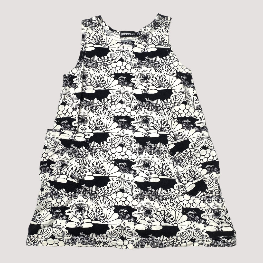 sleeveless dress, black/white 110cm – Ninyes DK