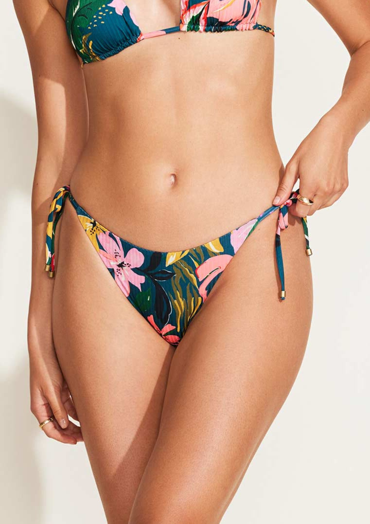Vitamin A Gia Tri Bikini Top - Painted Jungle – Melmira Bra & Swimsuits