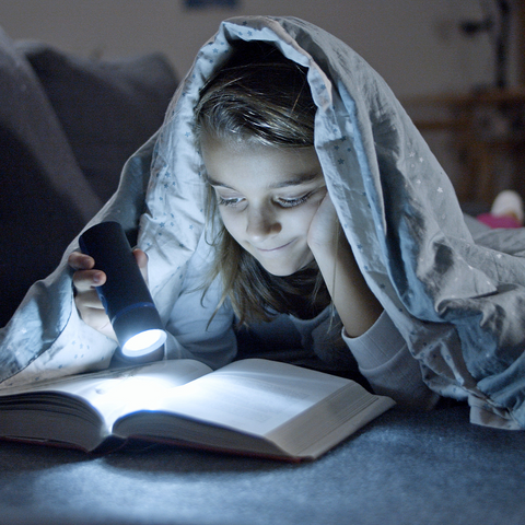 flashlight reading