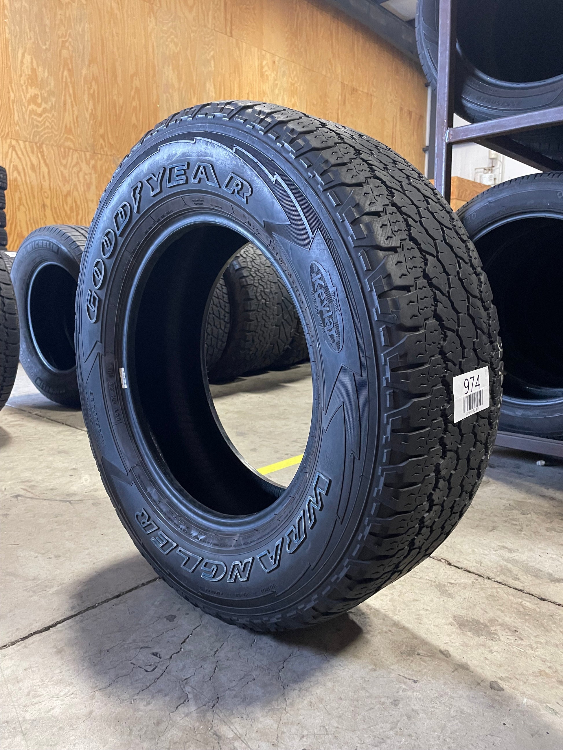 SINGLE 275/65R18 Goodyear Wrangler 116 T SL - Used Tires – High Tread Used  Tires