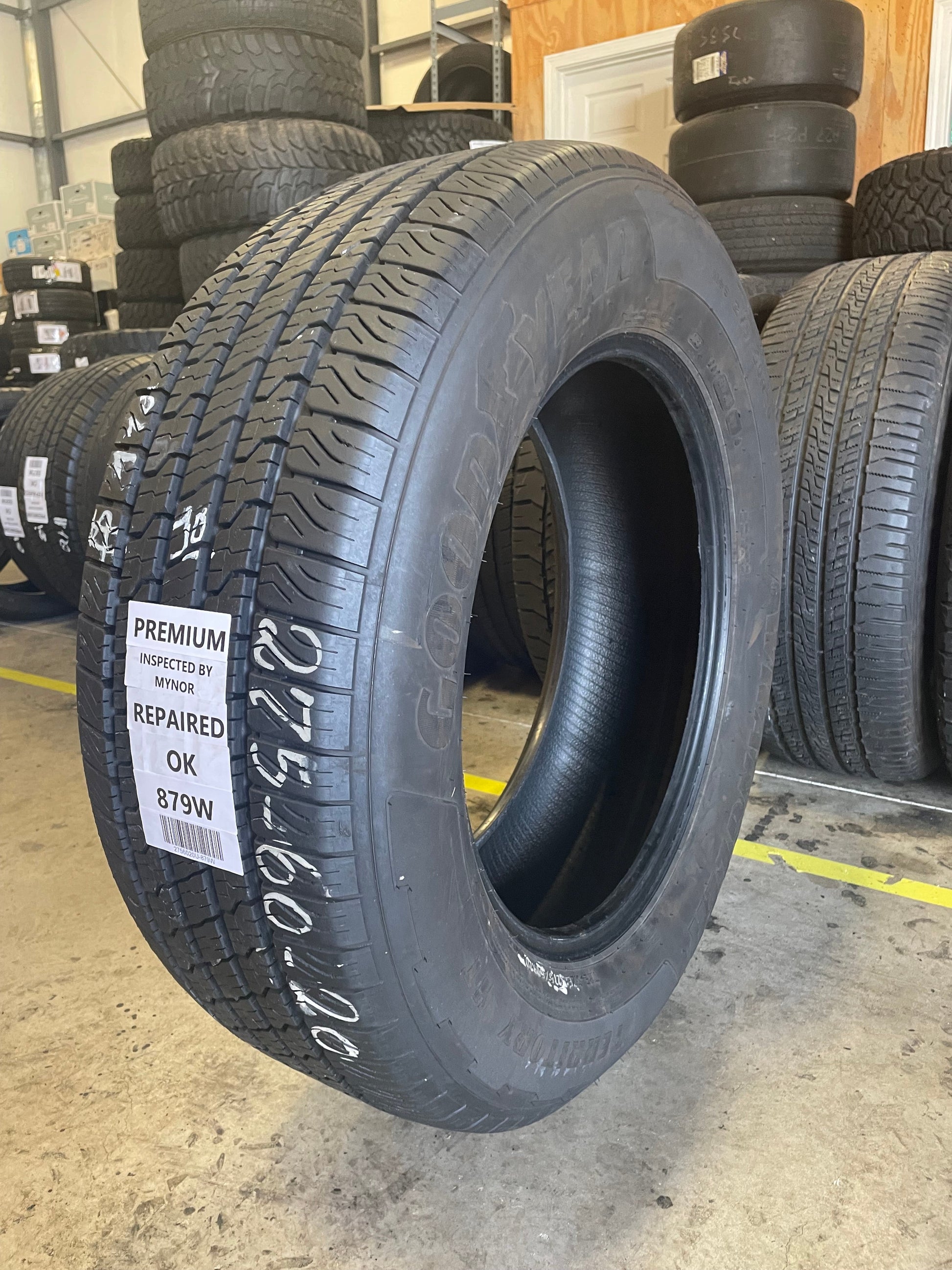 SINGLE 275/60R20 Goodyear Wrangler Territory HT 115 T SL - Premium Use –  High Tread Used Tires