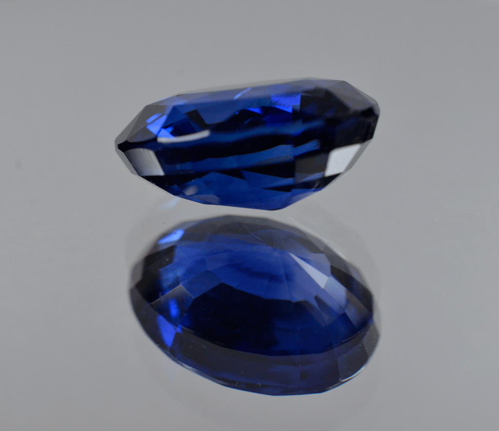10.29 Carat Natural Royal Blue Sapphire from Ceylon – Elizabeth Jewellers