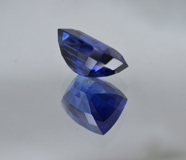 6 pieces .. Natural Dark Blue Sapphires ...... 2.5 to 2.6 mm ..... B4067