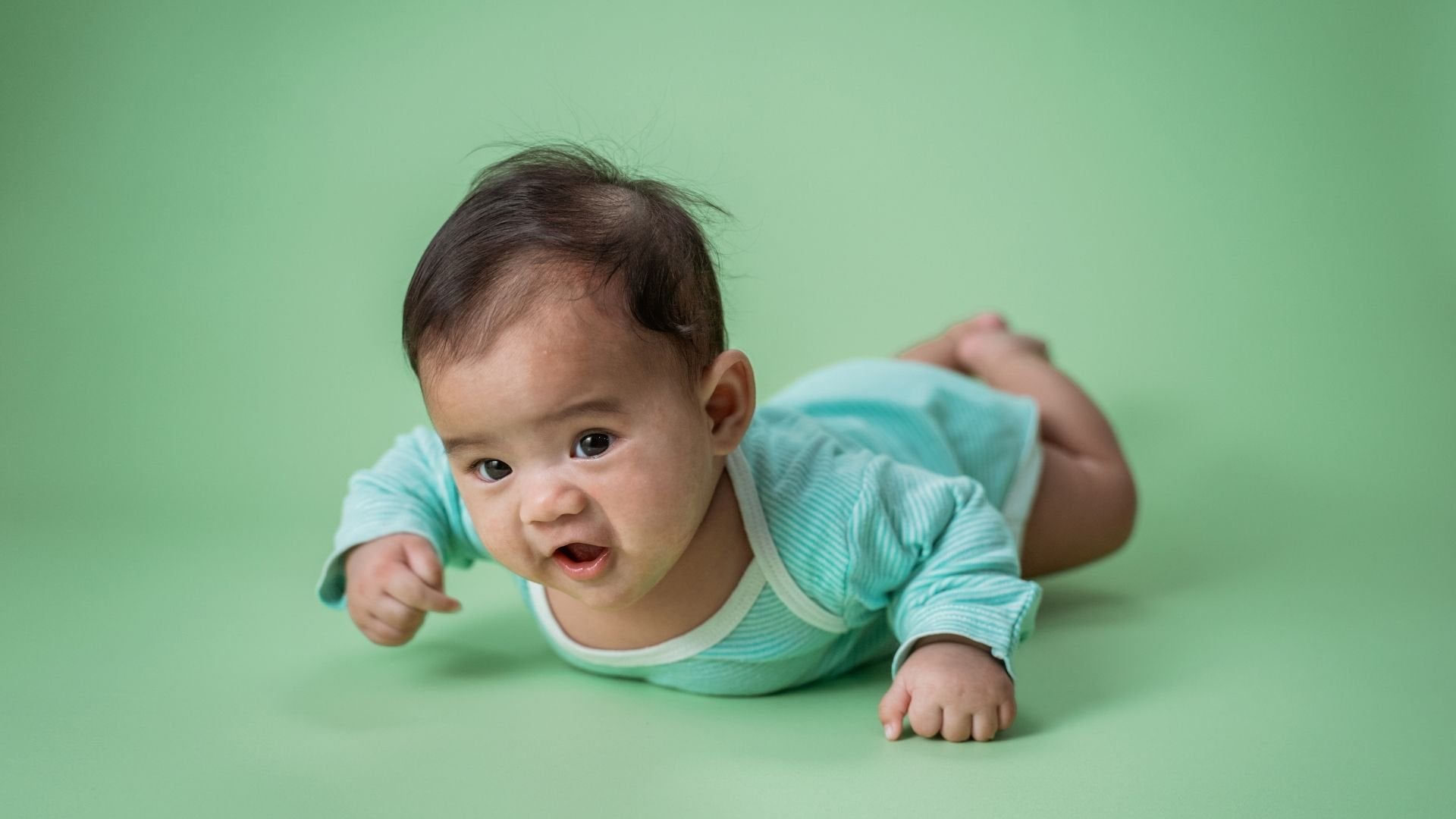 Neonato non vuole fare tummy time: i vari motivi – Dr-Silva