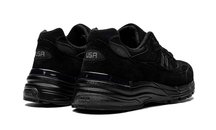 New Balance 992 Triple Black – THE LIMITED CLUB