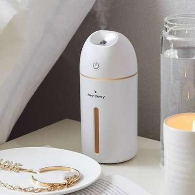 35 Thousand 2023 Holiday Gift Guide Hey Dewy Portable Wireless Rechargeable Cool Mist Humidifier