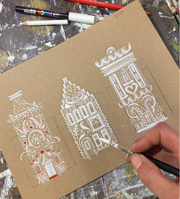 Illustrating gingerbread houses with a white gelpen