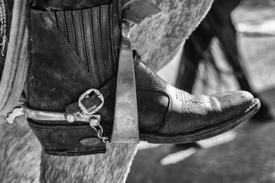 Black cowboy boots 1 -more noticeable