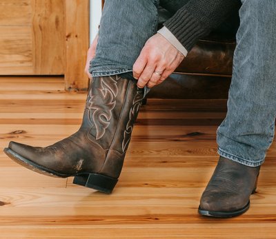 Cowboy boots 1 - modern and stylish