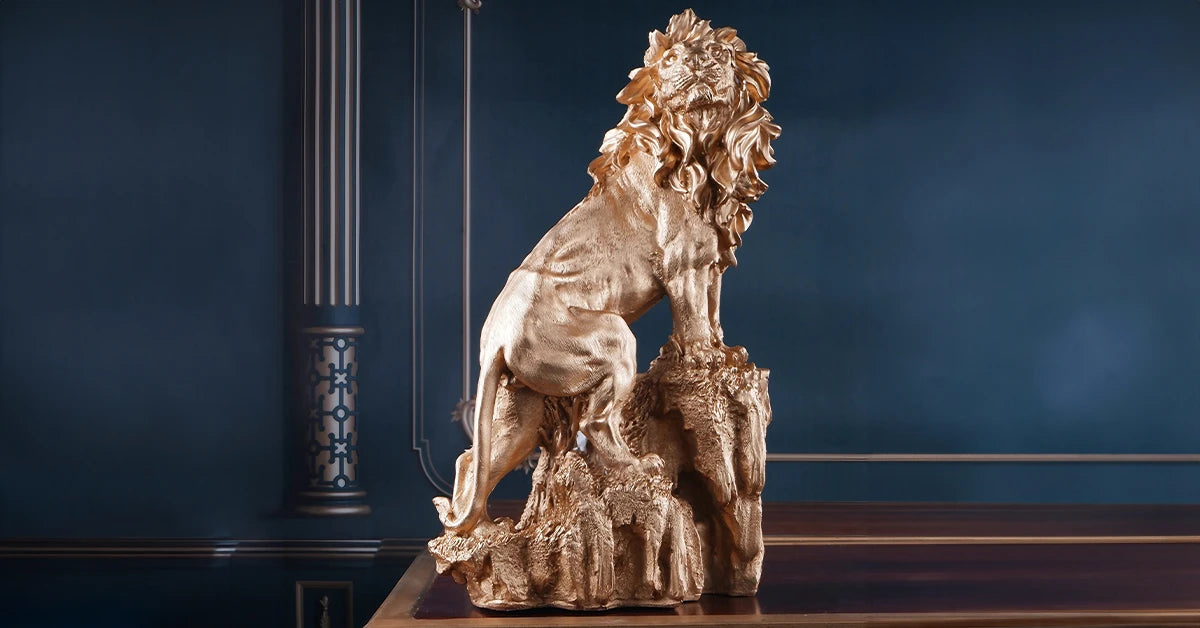 Lion Showpiece