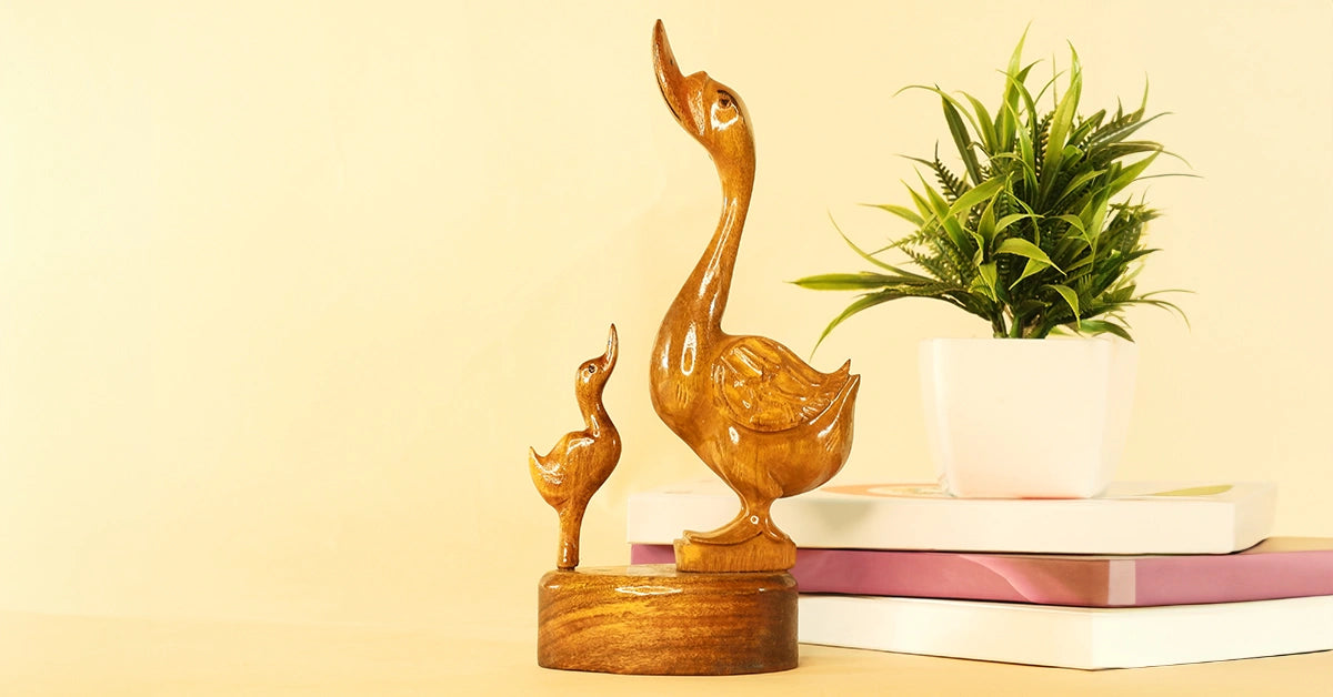 Mama and Baby Duck Showpiece