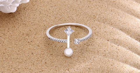 casual pearl ring