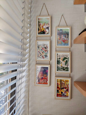Wall with The Madrileñer postcards, an ideal decoration solution for a small corner of the house