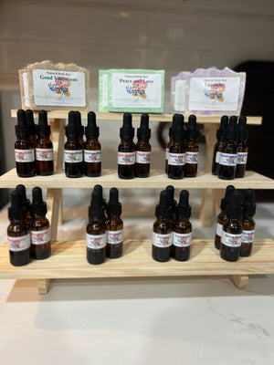 Peppermint Essential Oil : 1/2 ounce bottle - Hippie Hydrangea Boutique & Resale