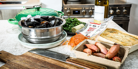 Ingredients to make mussels with spicy nduja