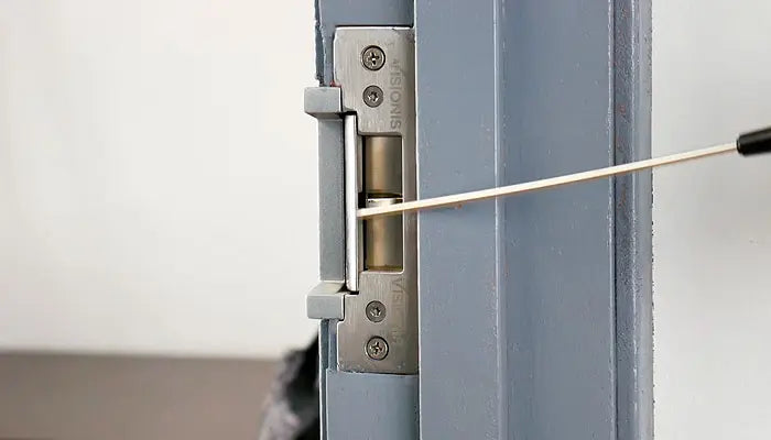 Door strike for access control