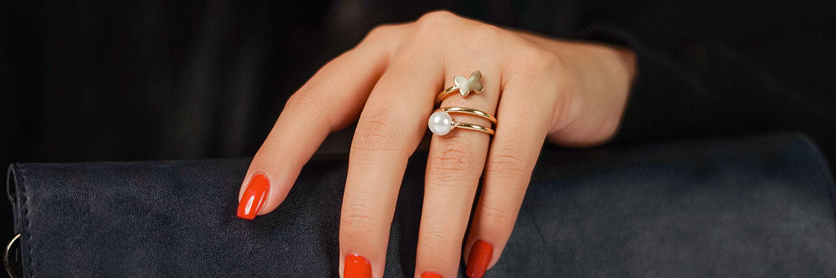 Pearl Rings as an Element of Fashion