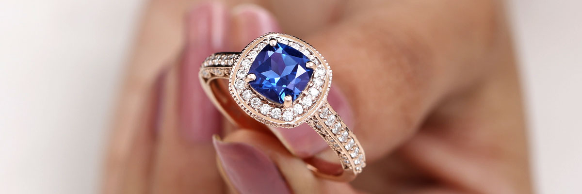 Points to Remember While Buying Sapphire Engagement Ring