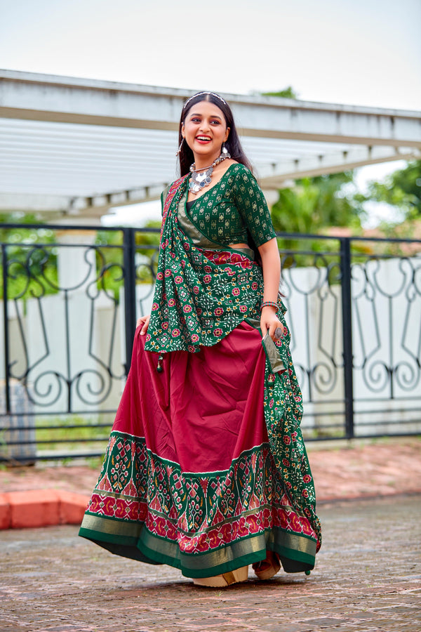 Black Blouse with Bright Red Lehenga Choli – Roop Sari Palace