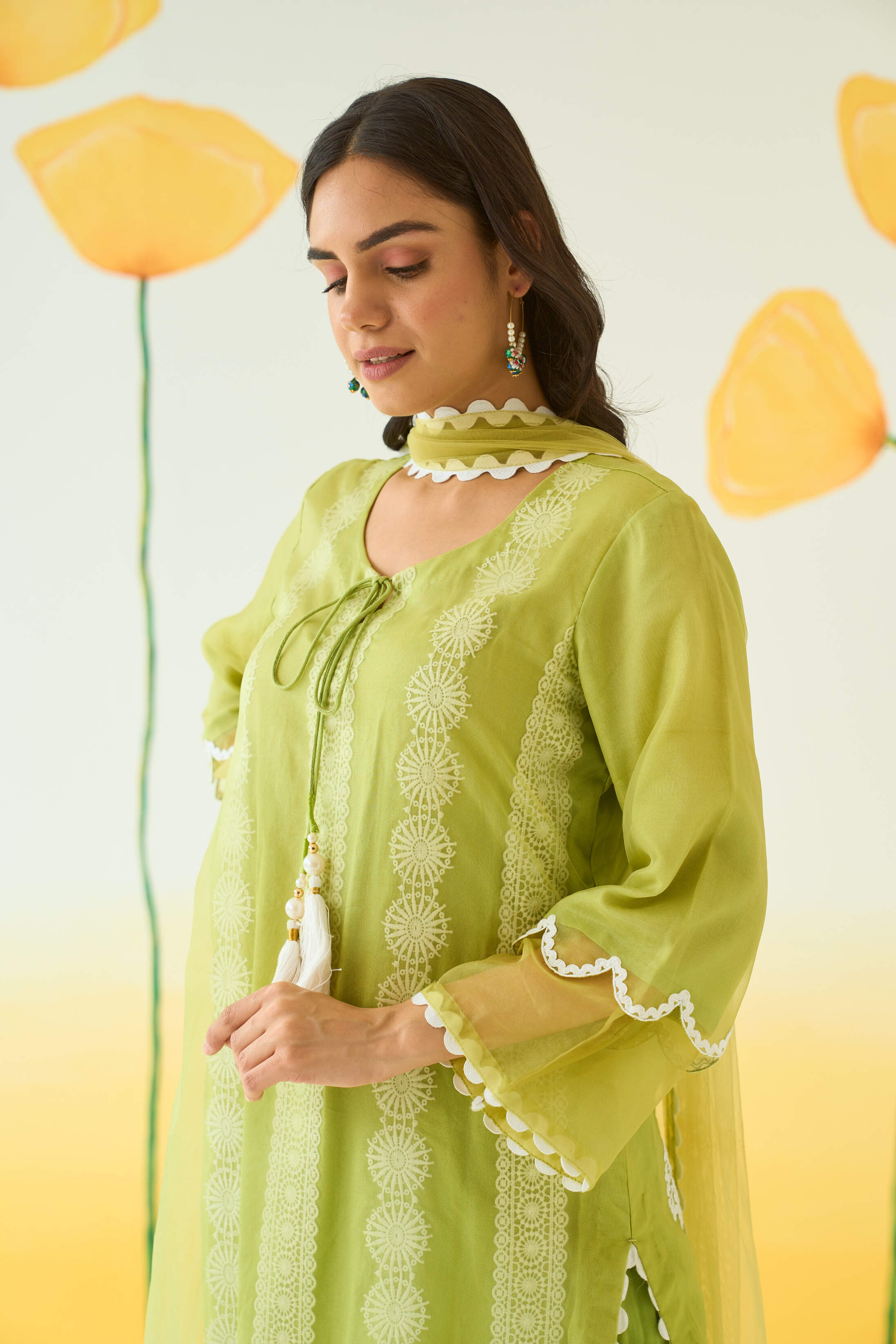 UNDERLACE KURTA SET – shopruzhan