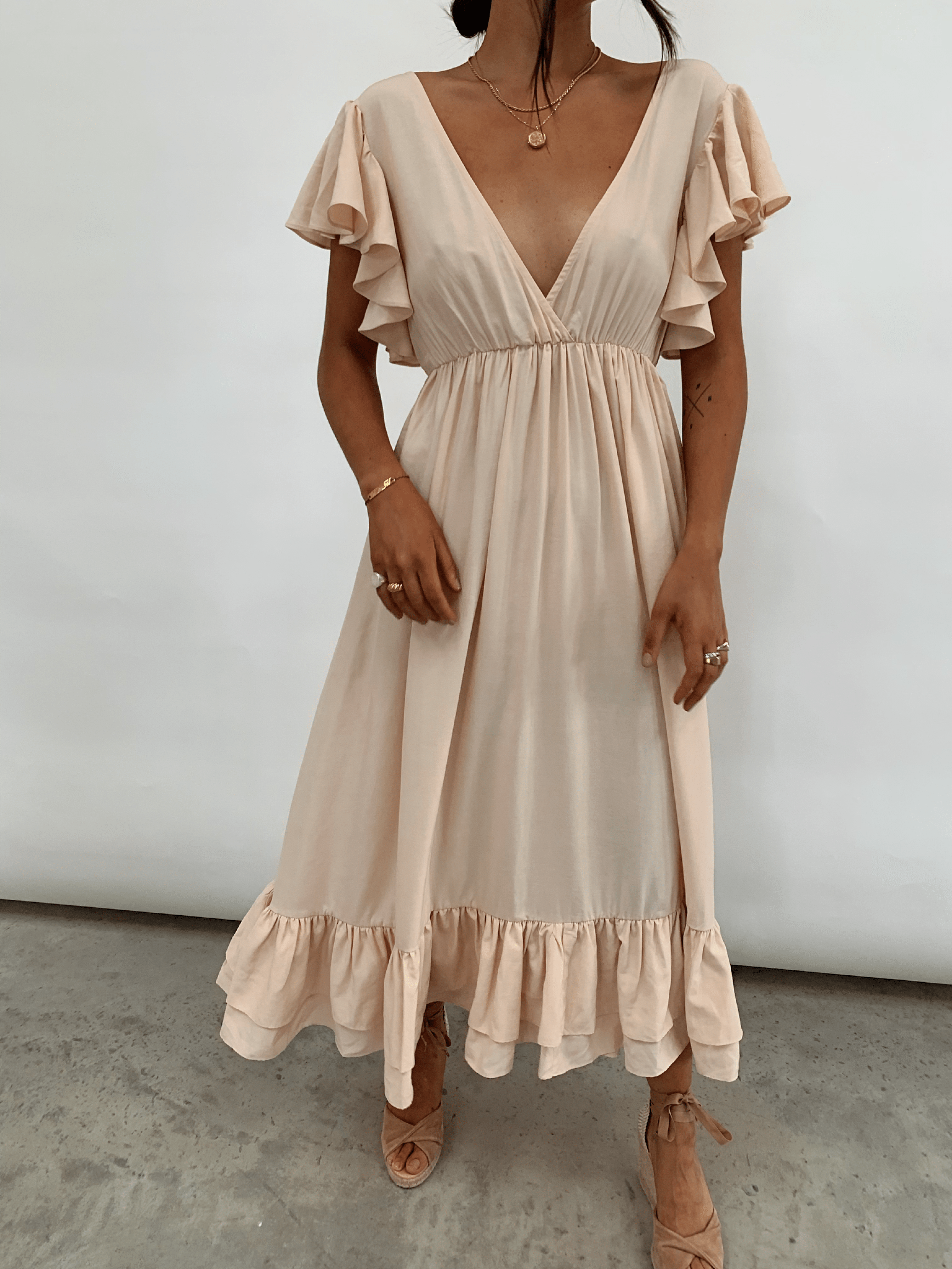 elle midi dress