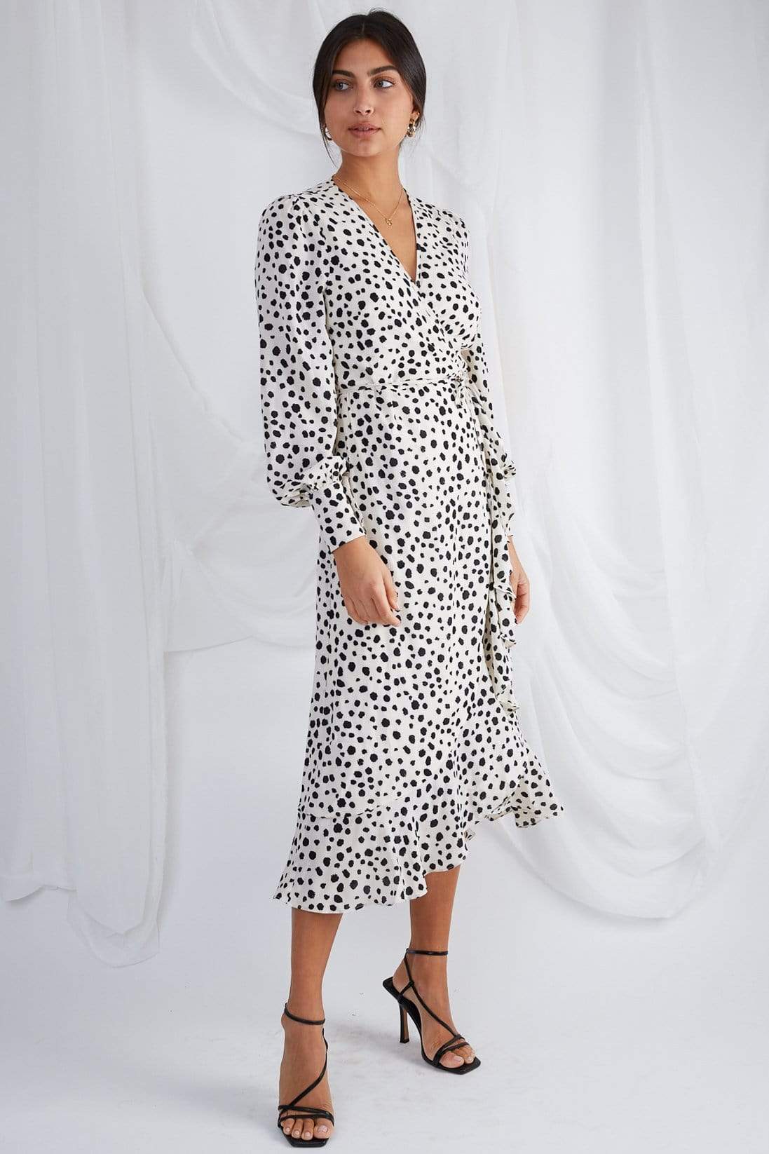 Louella Midi Wrap Dress - Cream Spot – Pretty Lavish