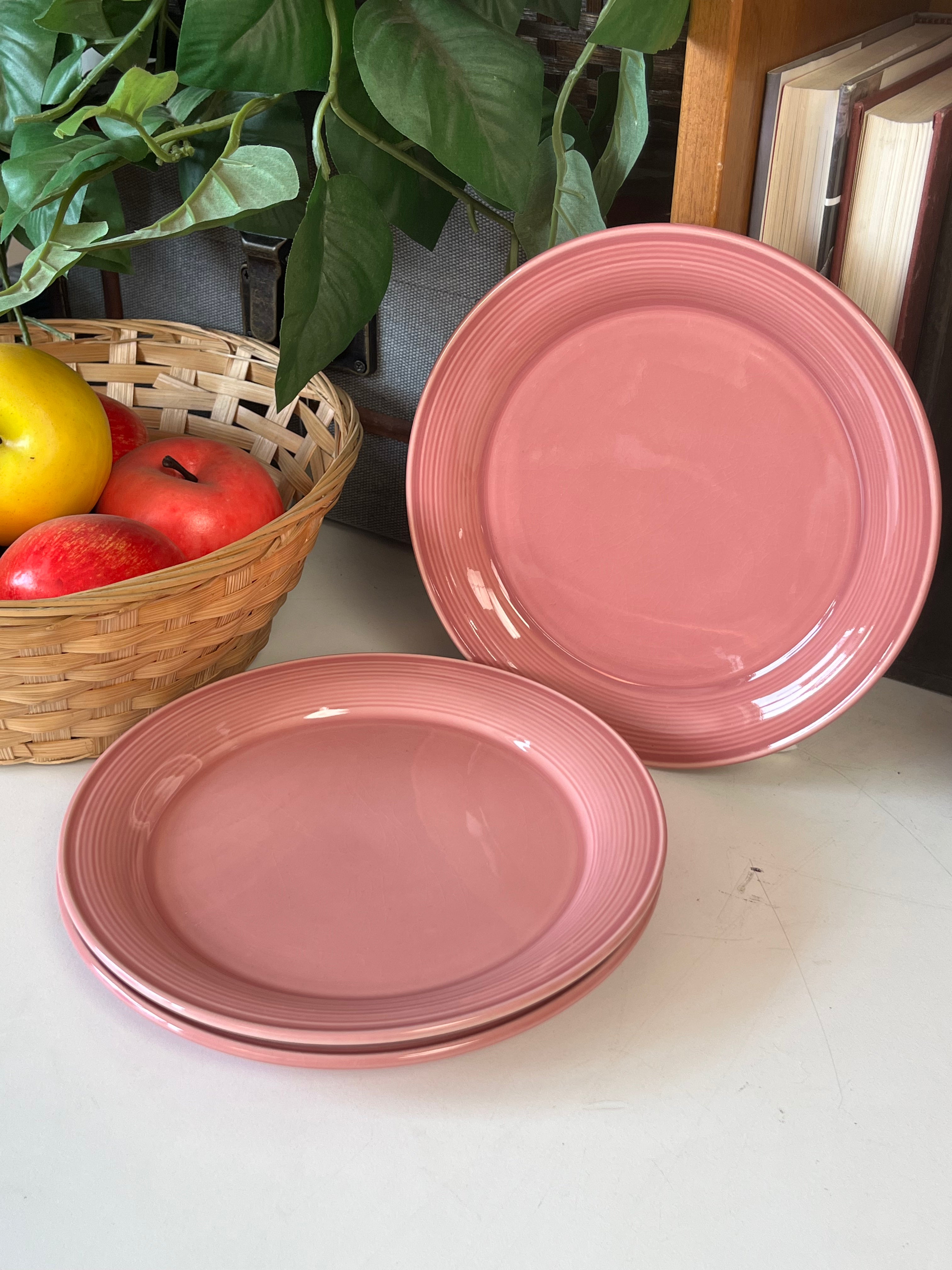 Nancy Calhoun Dark Rose Combo Dish Set
