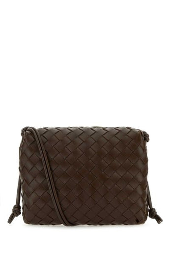 BROWN BOTTEGA VENETA SMALL LOOP CAMERA BAG (723548V1G11)