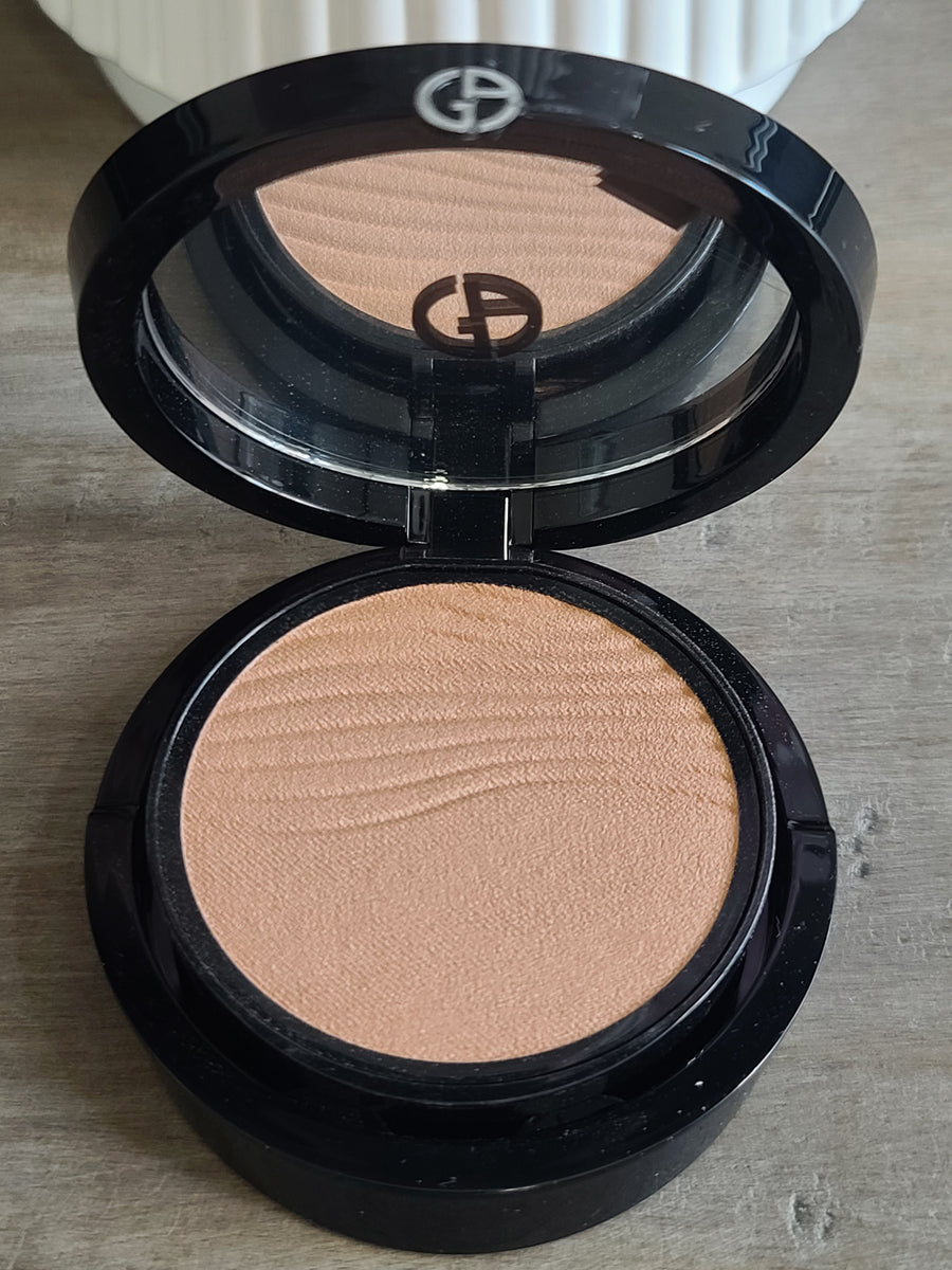 Giorgio Armani Luminous Silk Glow Fusion Powder – Skintastic Beauty