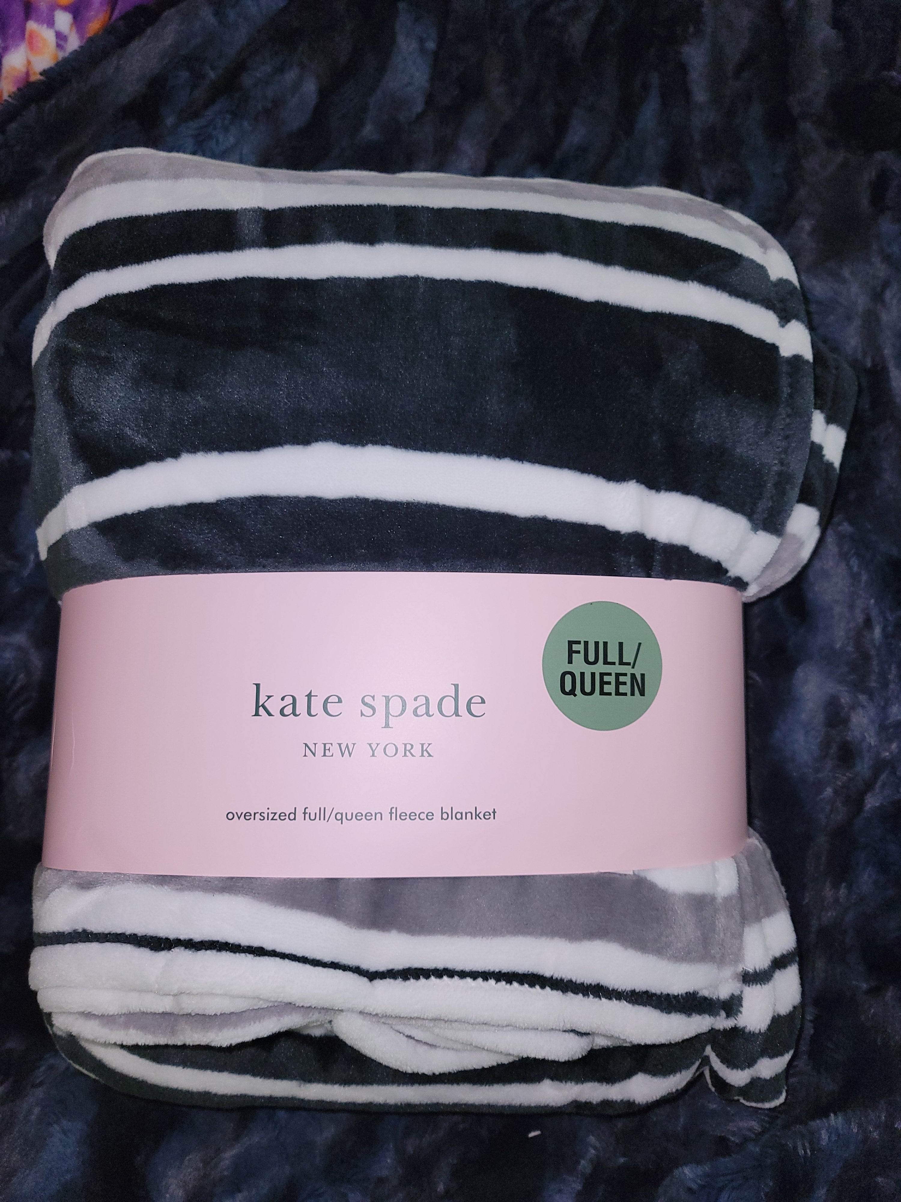 Kate Spade Queen Blanket – ISpyBoutique