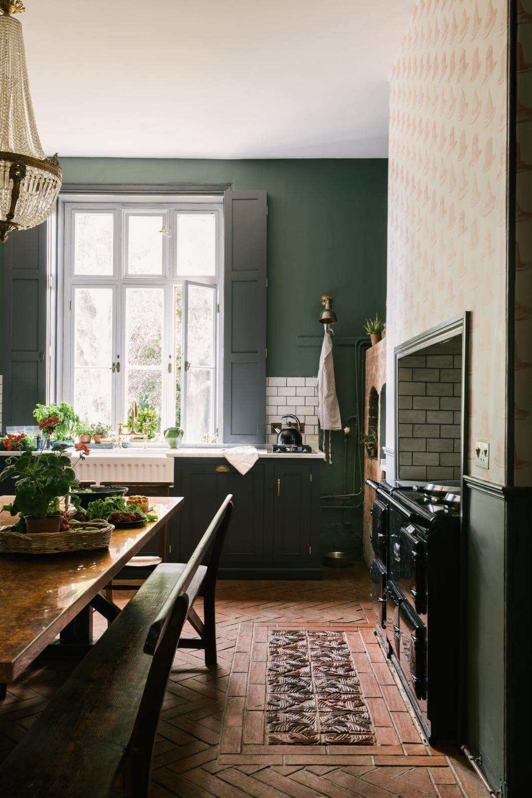 The Timeless Charm of Terracotta Kitchen Floors – Exquisite Surfaces