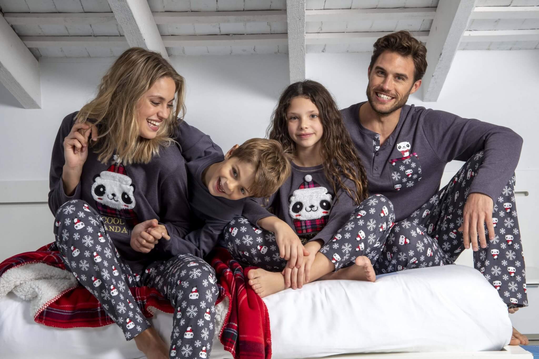 Pijama de Navidad Niño Gris Cool – Navideños