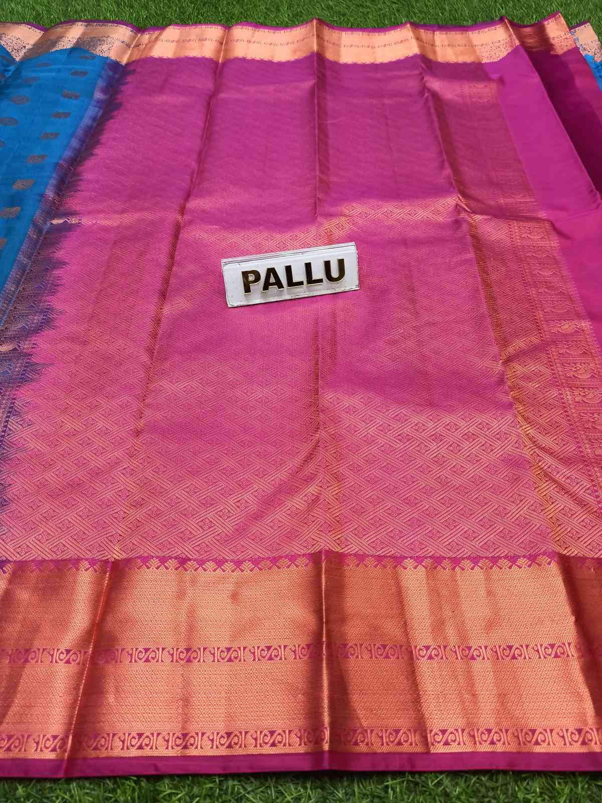 Buy Elegant Borderless Thread Work Kanchipuram Pure Silk Saree Online