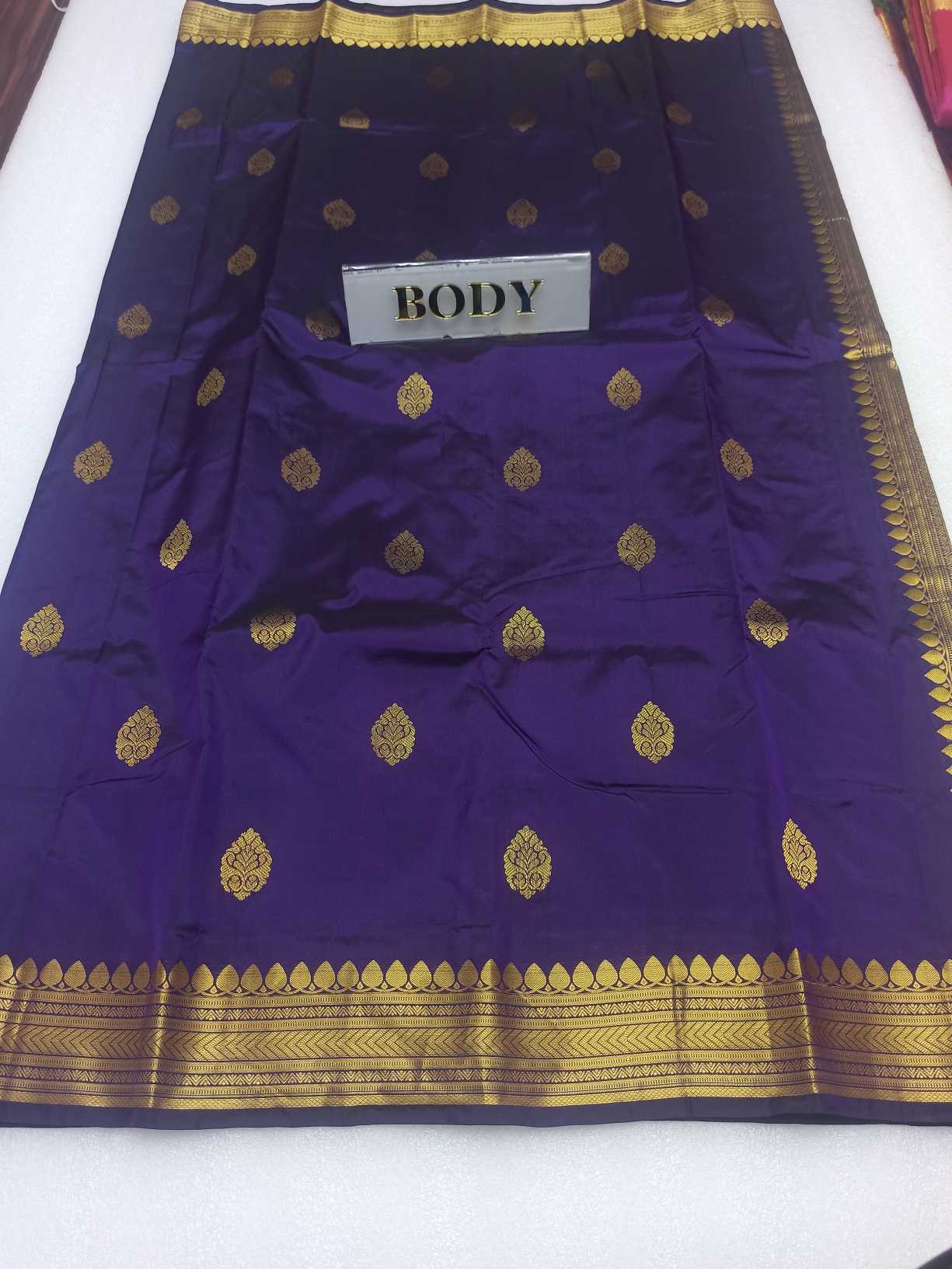 Blue lotus border pure silk paithani saree – OnlyPaithani