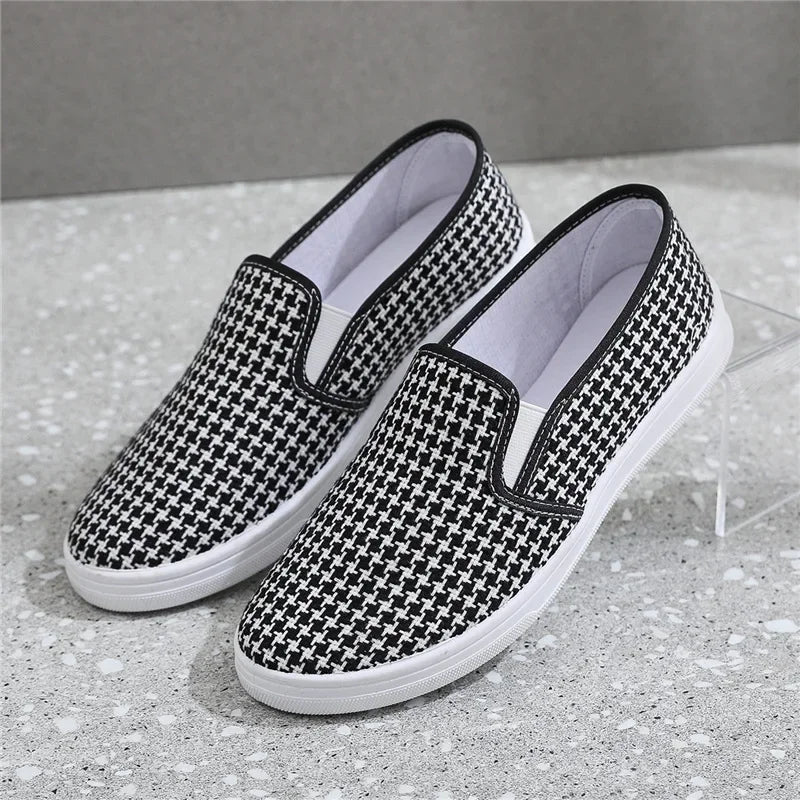 Product Image for Comfortable Canvas Slip-Ons for Women, Black / 36