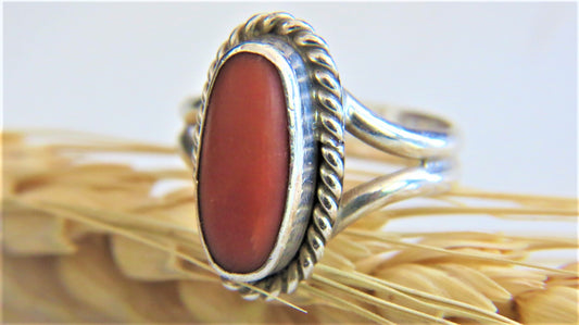 Vintage Navajo Handmade Sterling Silver Graduated Red Branch Coral Nec –  ReFindJewels