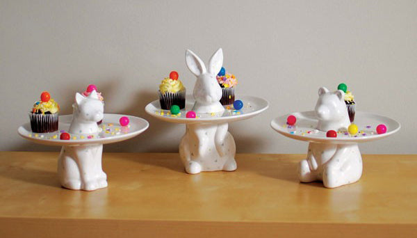 imm-living-menagerie-rabbit-cake-plate-3