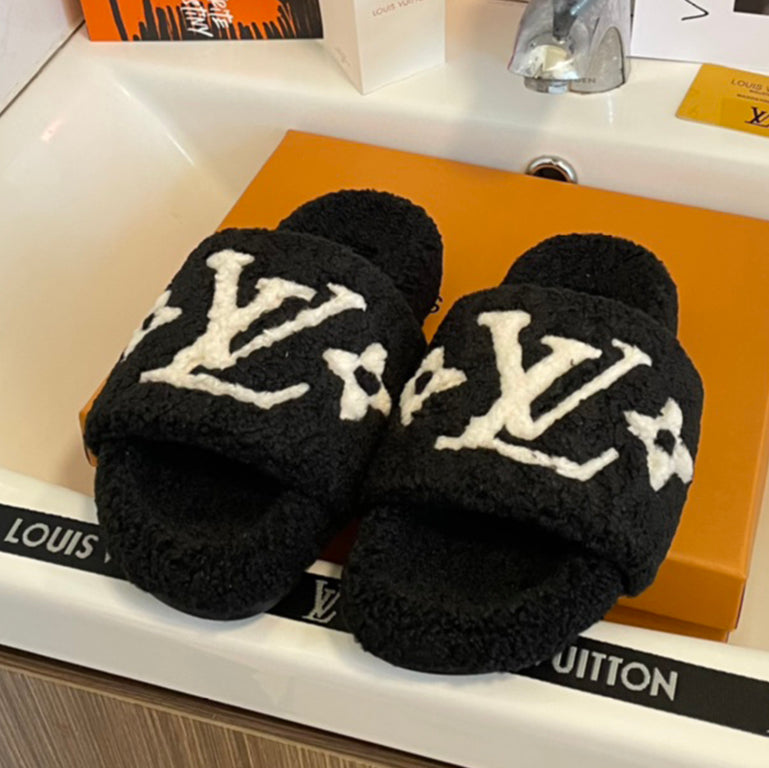 Louis Vuitton LV Women's Fluffy Slippers Slider Shoes