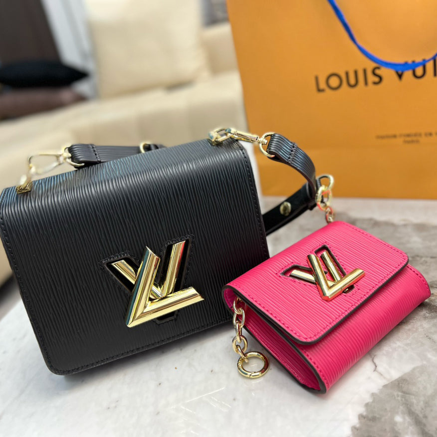 Louis Vuitton LV Twist Women's Two-Piece Shoulder Bag