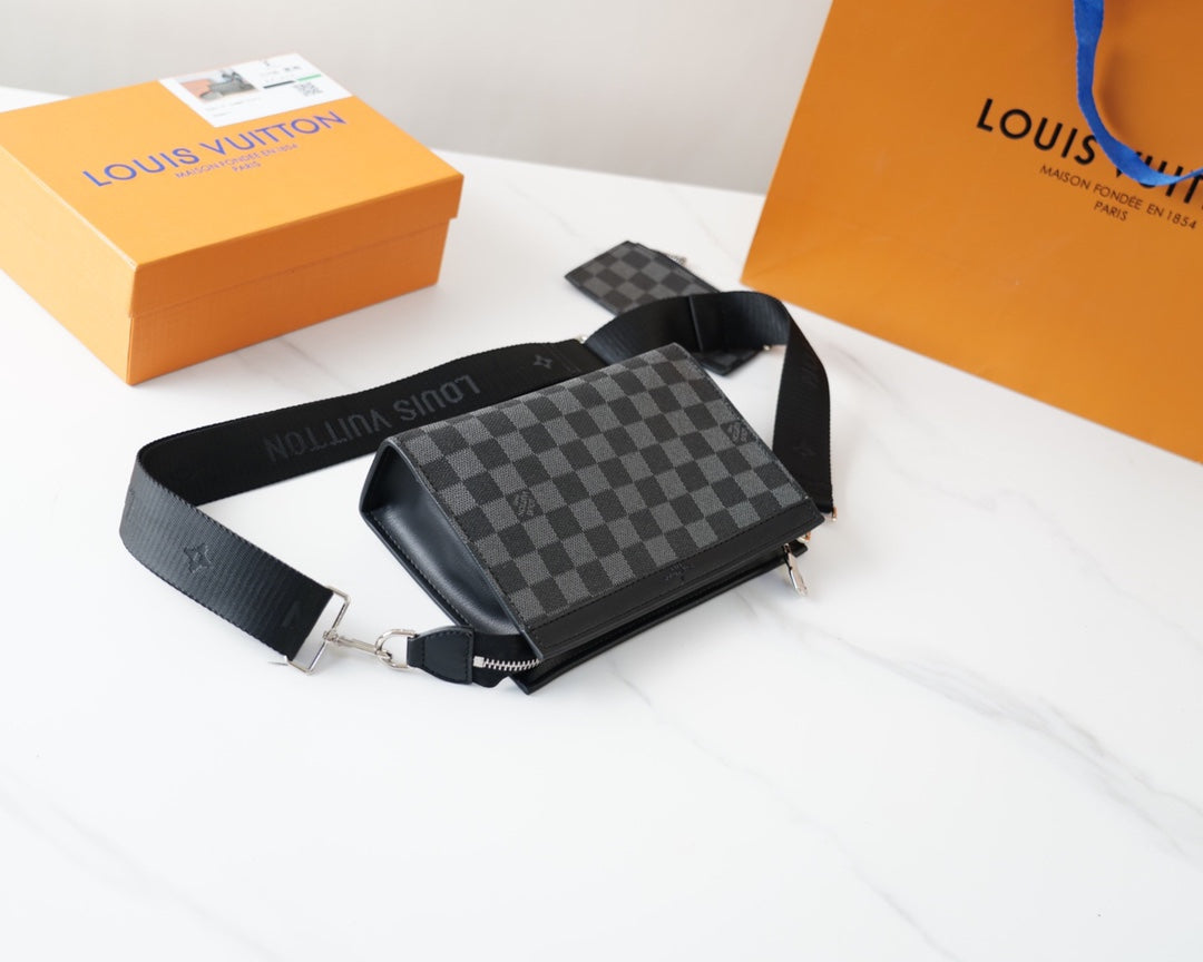 Louis Vuitton LV Monogram Canvas Clutch Shoulder Bag Wallet Two-