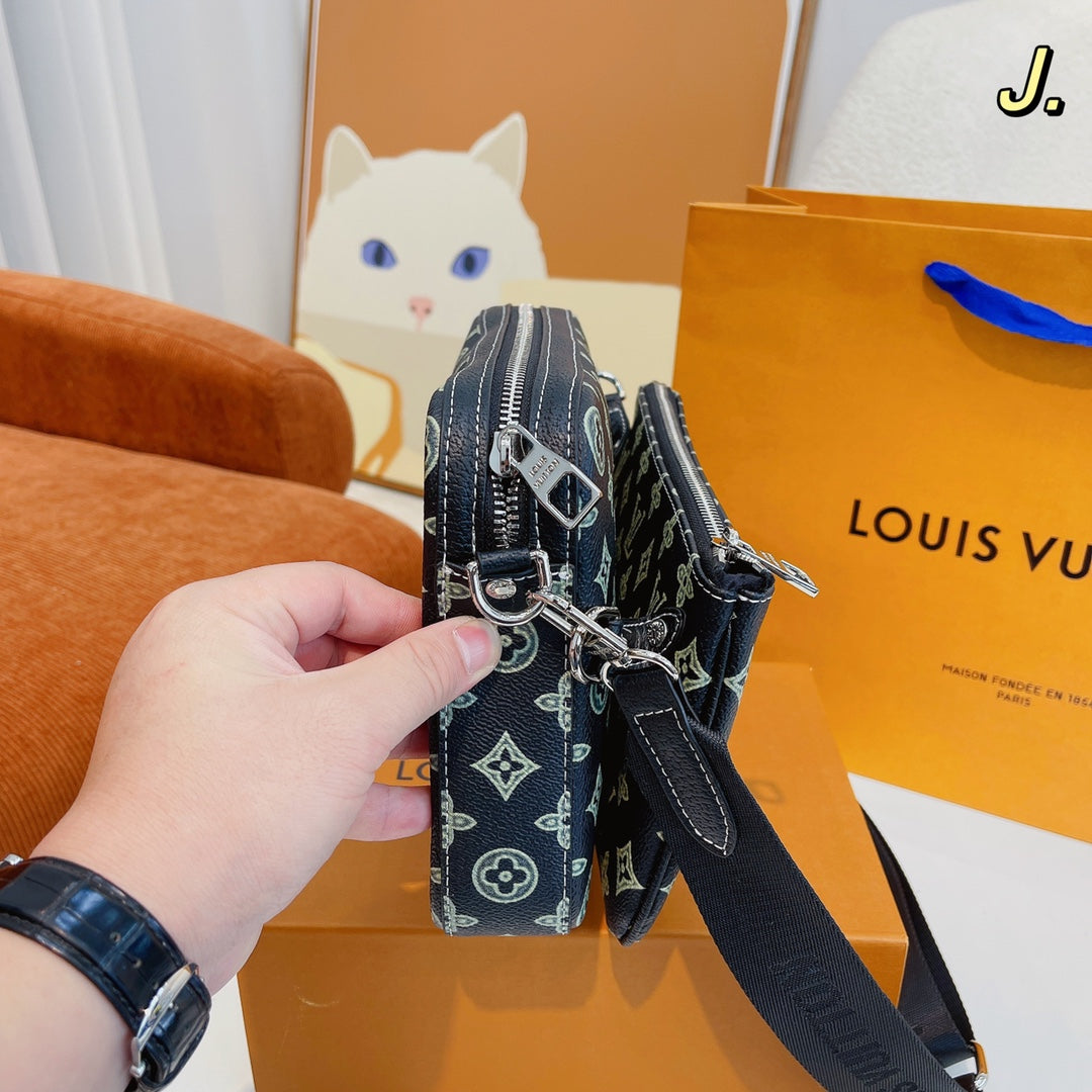 Louis Vuitton LV Pochette Trio Shoulder Bag Wallet Two Piece from