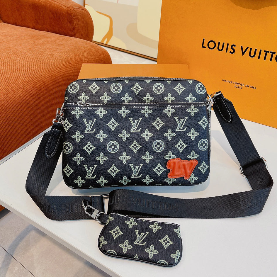 Louis Vuitton LV Pochette Trio Shoulder Bag Wallet Two Piece from