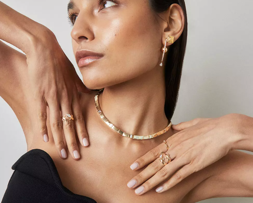 evening glam gold jewelry inspiration