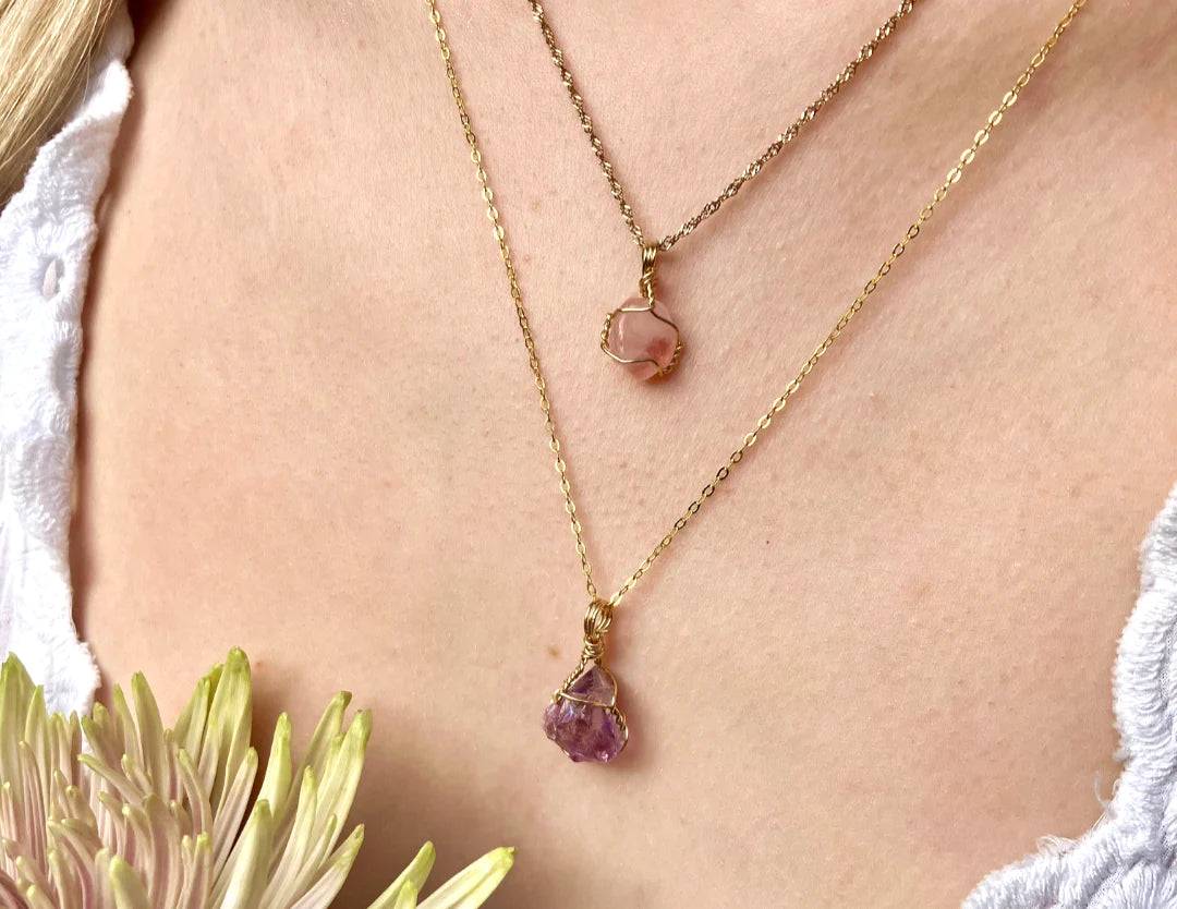 Orse Quartz and Amethyst crystal necklace pairing meaning