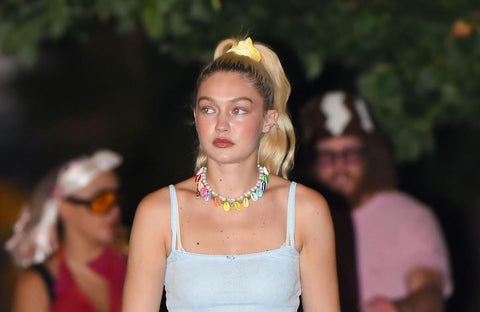 gigi hadid shell necklace